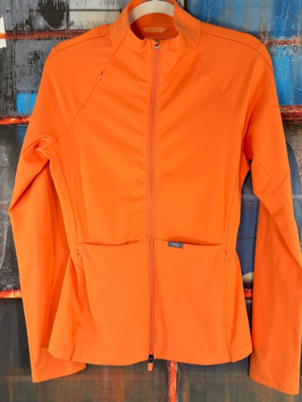 FIGS On-Shift™ ContourKnit™ Jacket Papaya Women’s Medium M Technical Comfort